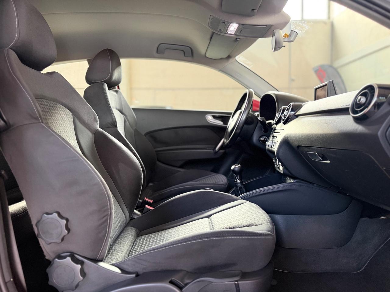Audi A1 1.6 TDI 105 CV Attraction NEOPATENTATI