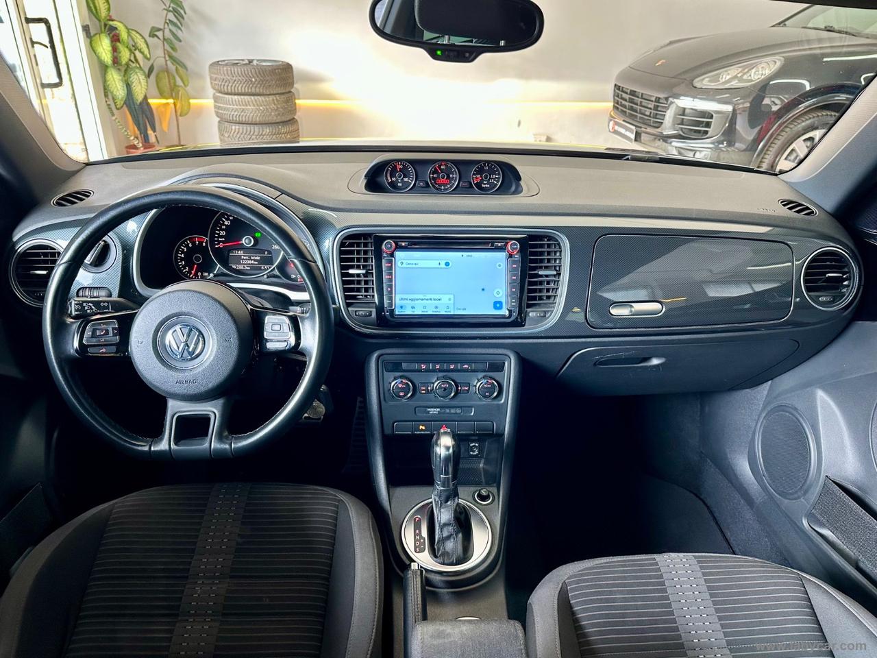 VOLKSWAGEN Maggiolino 2.0 TSI DSG Sport