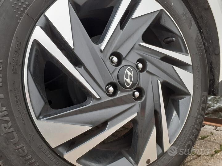 Hyundai i20 1.2 MPI MT GPL Connectline