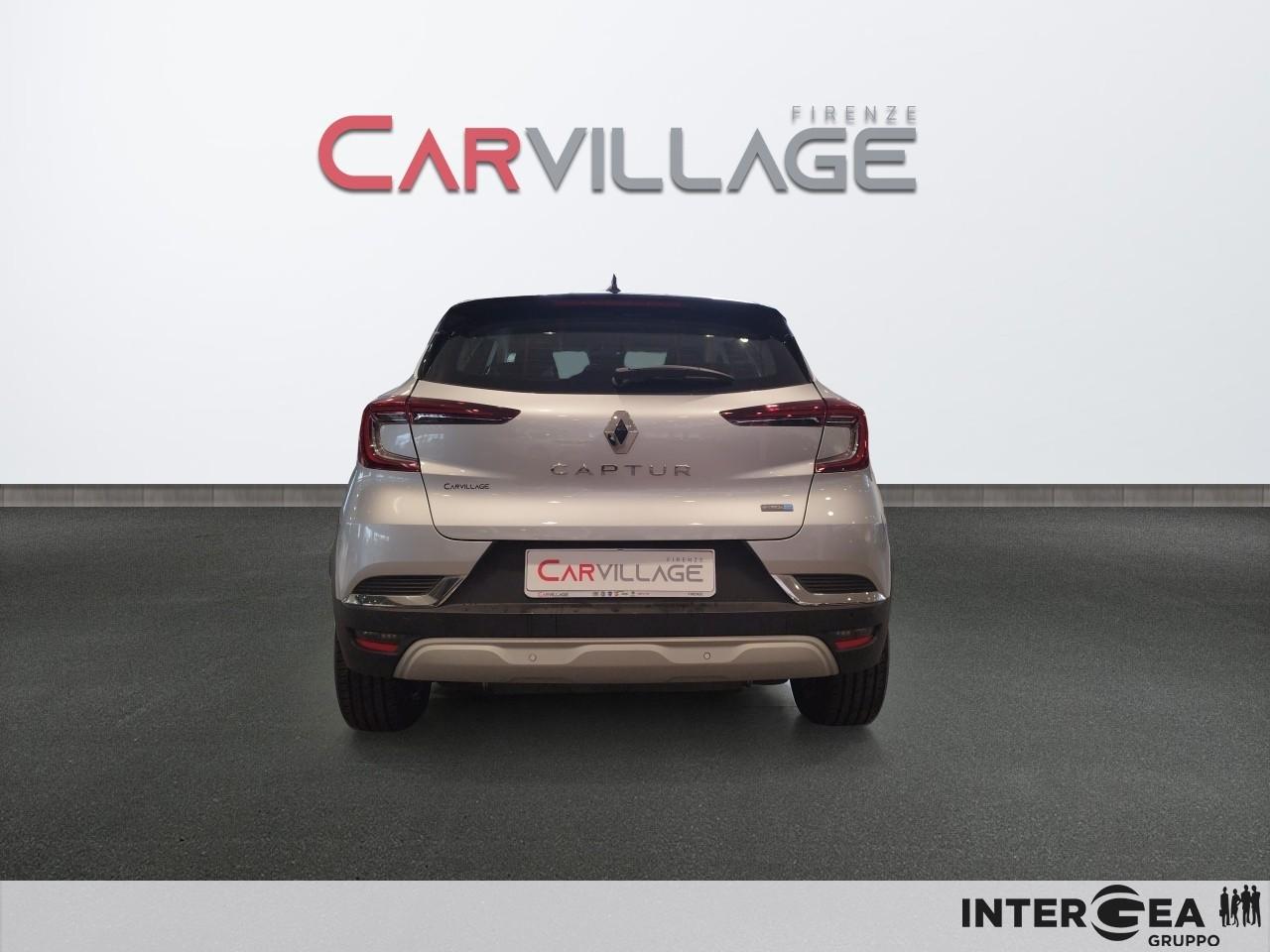 RENAULT Captur 1.6 E-Tech phev Intens 160cv auto