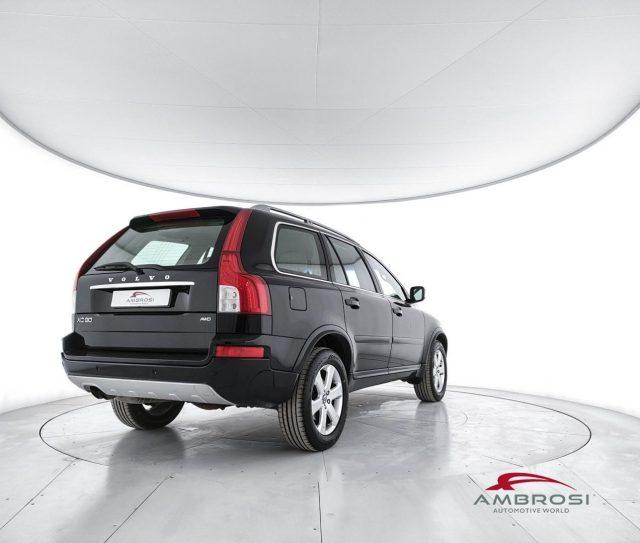 VOLVO XC90 D5 AWD Geartronic Momentum