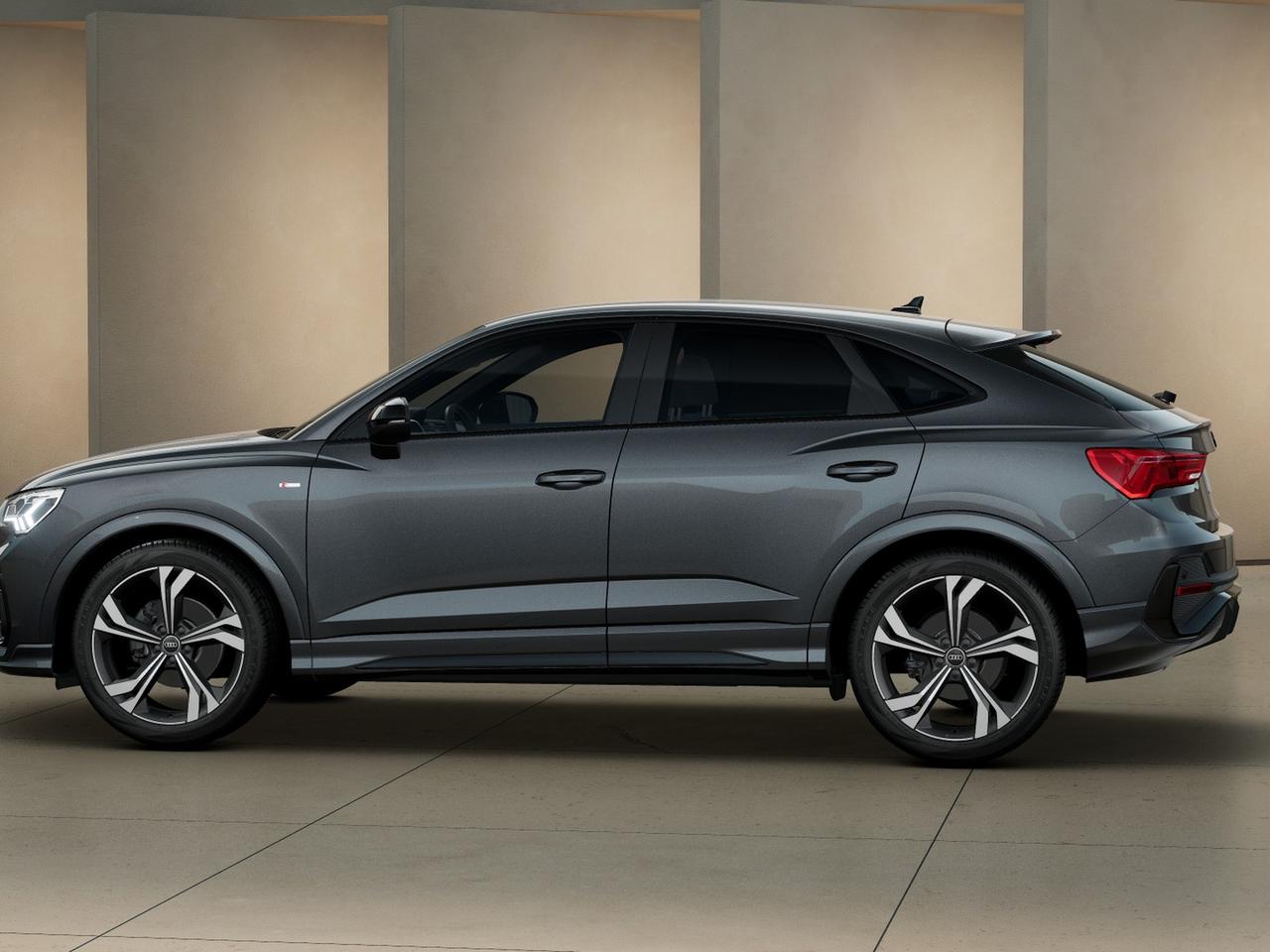 Audi Q3 sportback 35 2.0 tdi identity black s-tronic