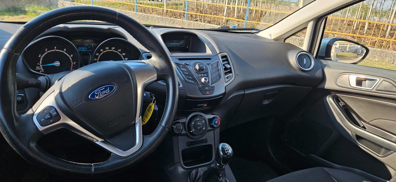 Ford Fiesta 1.4 5p. Bz.- GPL Titanium