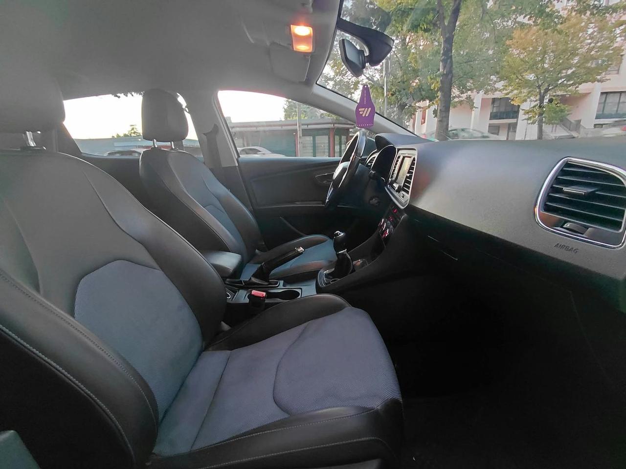 Seat Leon 1.6 tdi Connect CV 110 #50343