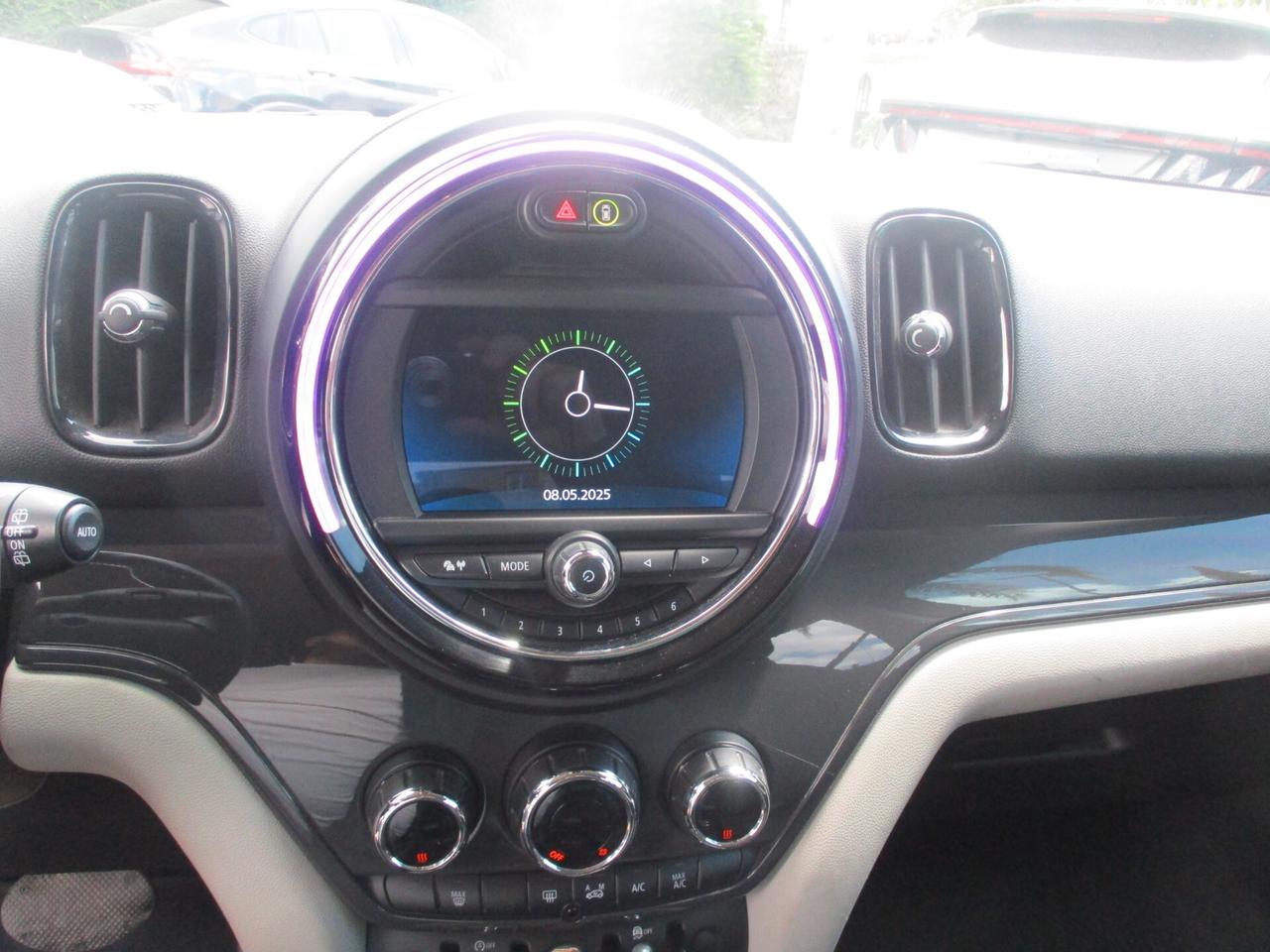 Mini Cooper D Countryman Mini 2.0 Cooper D Business Countryman Automatica