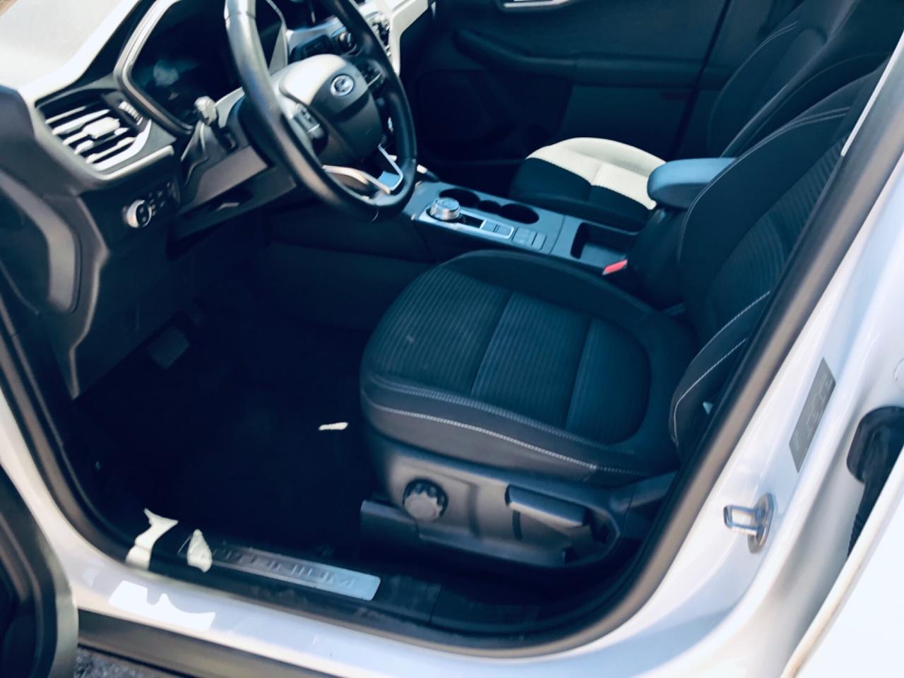 Ford Kuga 1.5 120CV AUTOM- NAVI-TELECAM-TITANIUM