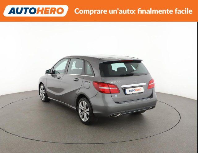 MERCEDES-BENZ B 200 d Automatic Sport