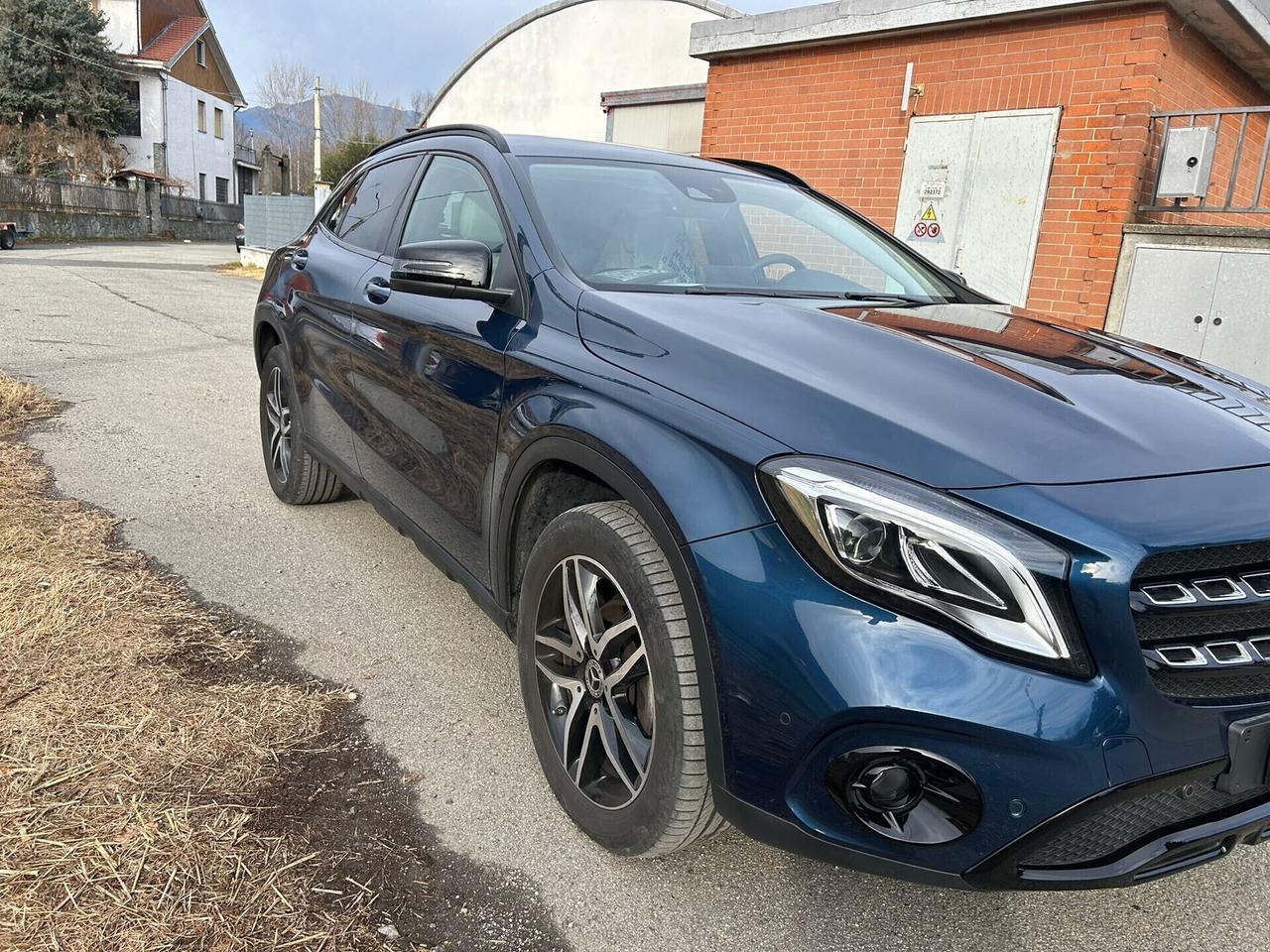 Mercedes-benz GLA 200 4matic AUTOMATICO PELLE TOTALE