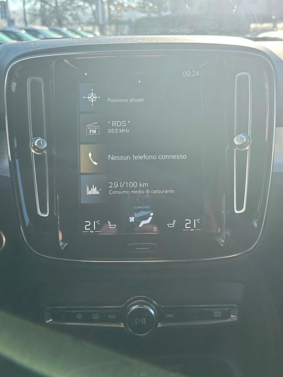 VOLVO - XC40 - T4 Recharge Plug-in Hyb. Inscr.Exp.