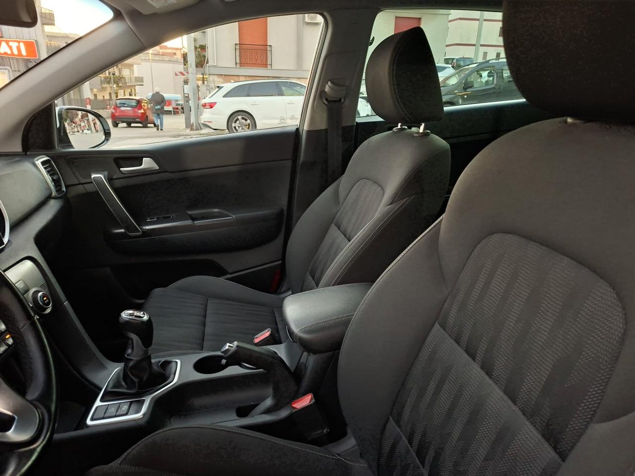 Kia Sportage 1.7 CRDI Cool * Navi * Garantita 12 Mesi