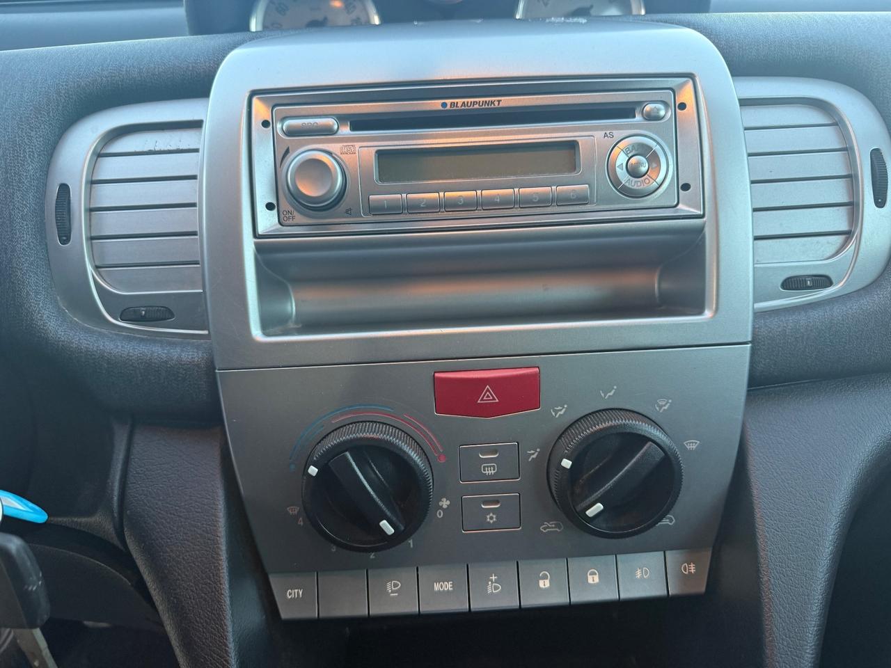 Lancia Ypsilon 1.2 Platino