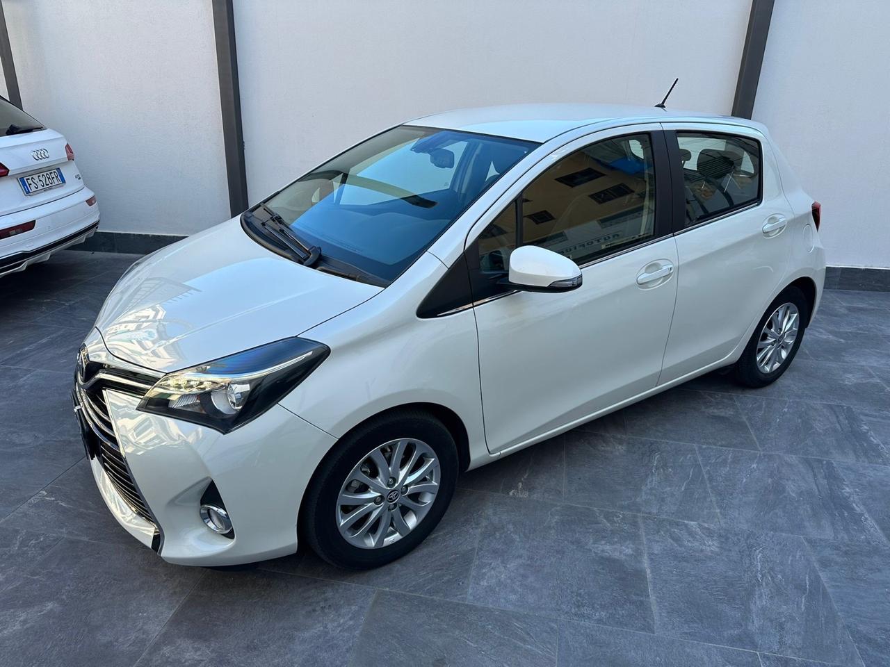 Toyota Yaris 1.4 D-4D 5 porte Lounge