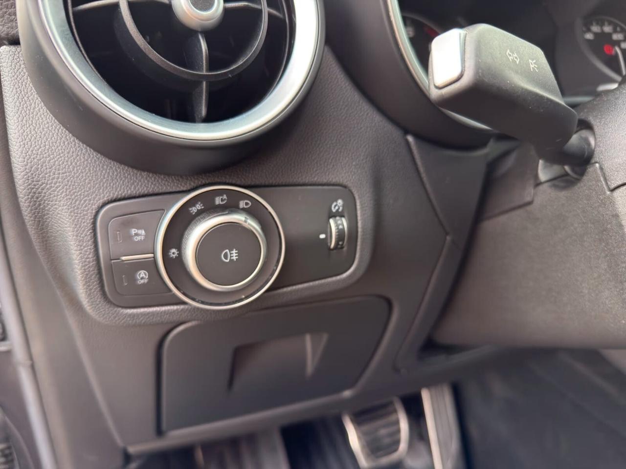 Alfa Romeo Stelvio 2.0 Turbo 200 CV AT8 Q4 Super