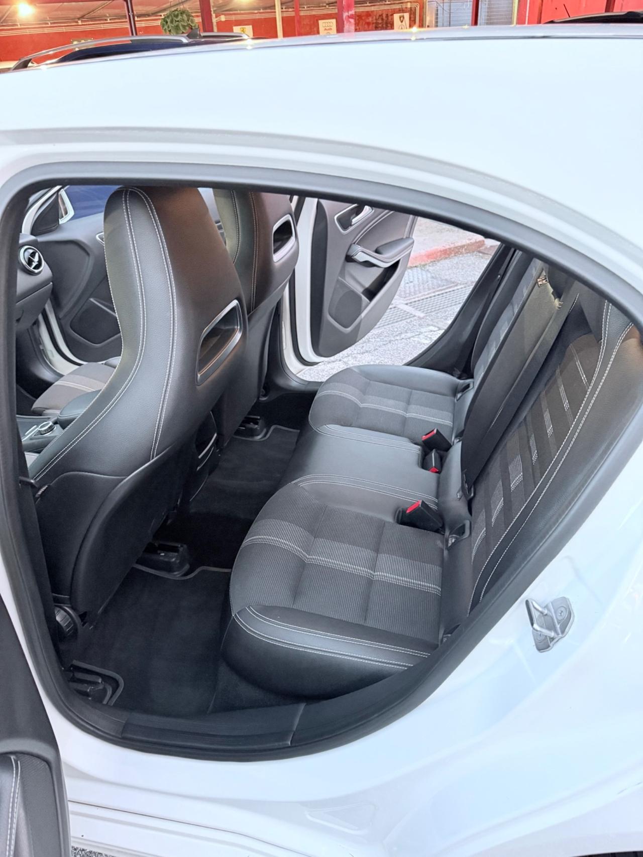 A 180 d/EXECUTIVE/UNIPRO/RATE/E6/