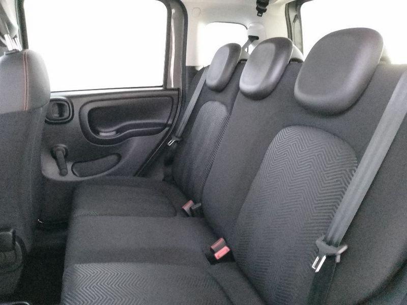 FIAT Panda Cross Panda 1.0 firefly hybrid Garmin s&s 70cv 5p.ti