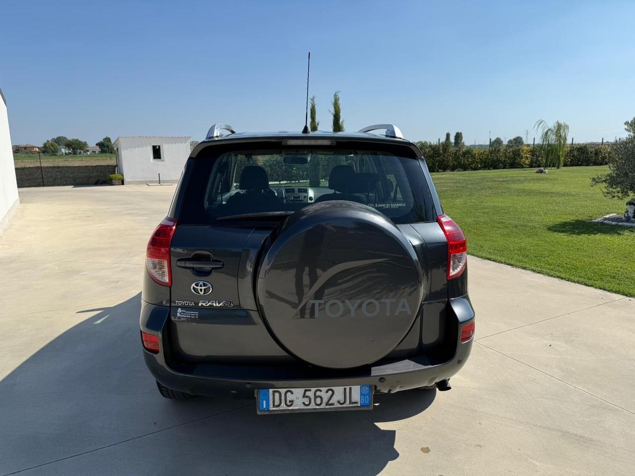 Toyota RAV 4 RAV4 2.2 D-4D 136 CV Luxury