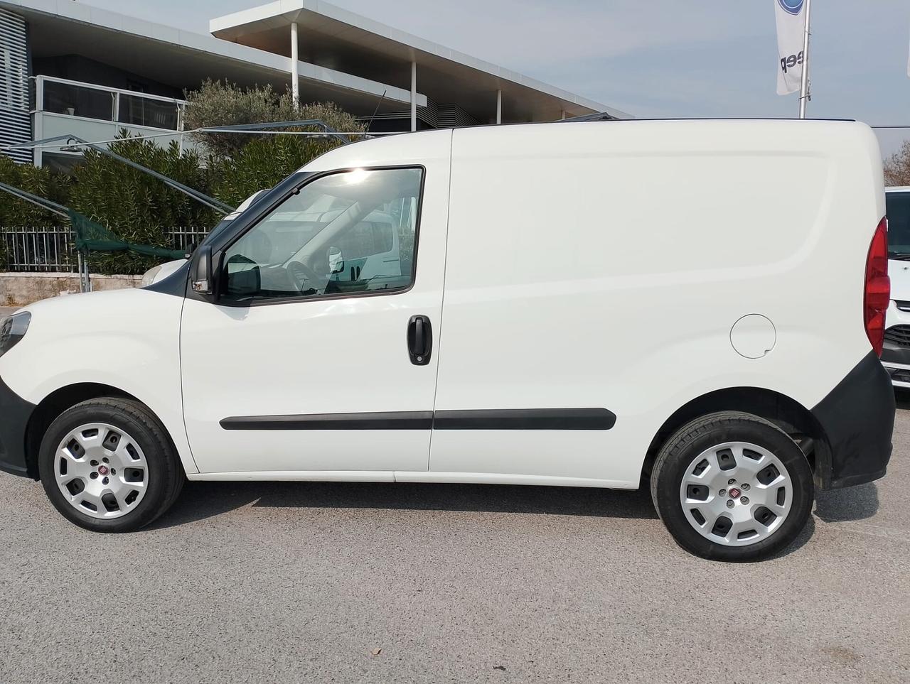 Fiat Doblò 1.4 T-Jet Natural Power PC-TN Cargo Lounge
