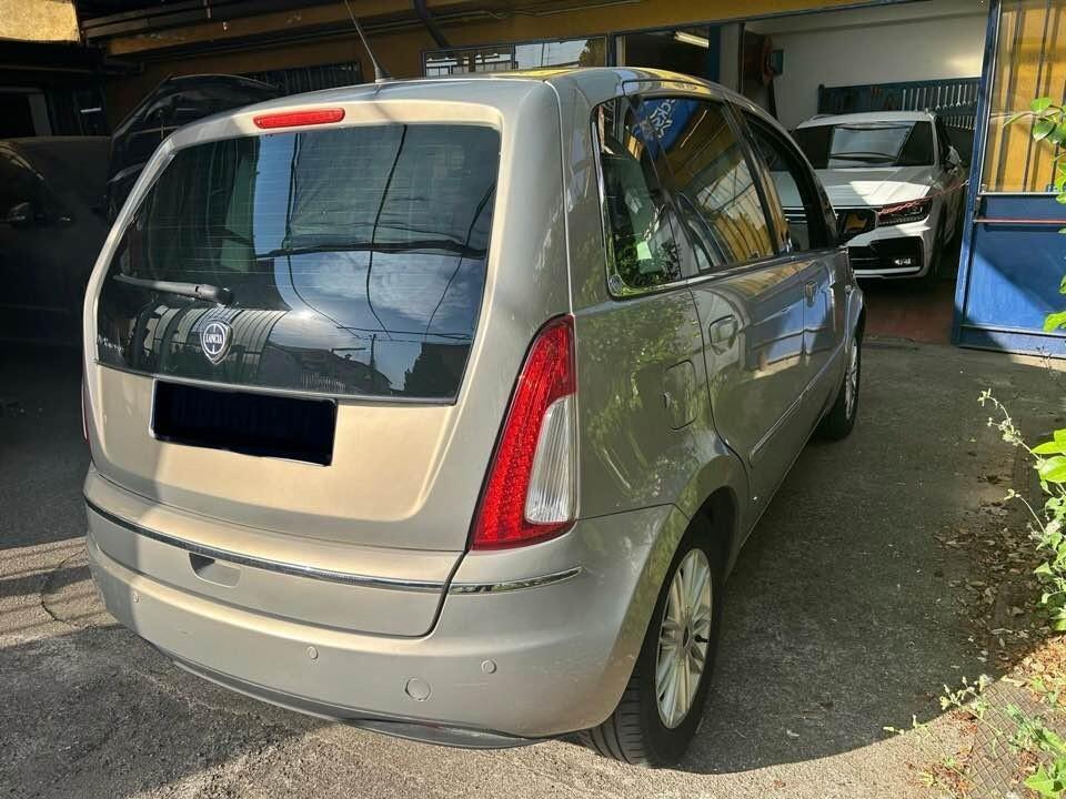 Lancia Musa 1.4 16v