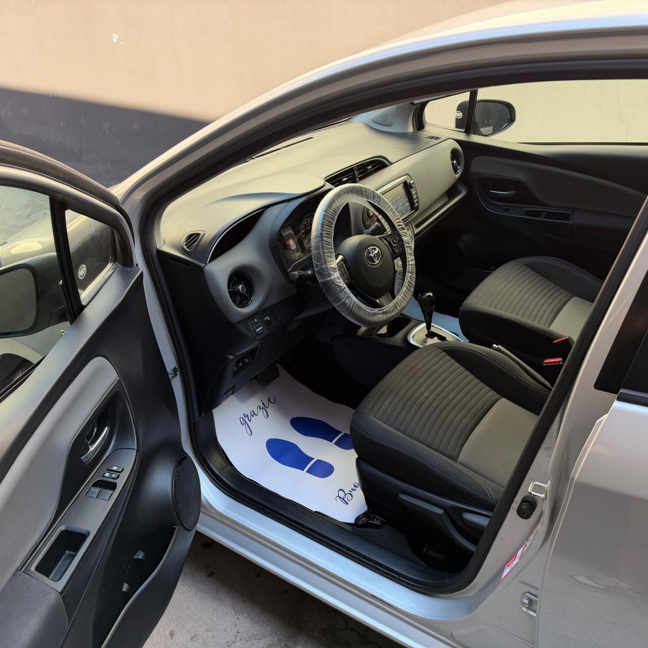 Toyota Yaris 1.5 Hybrid 5 porte Active