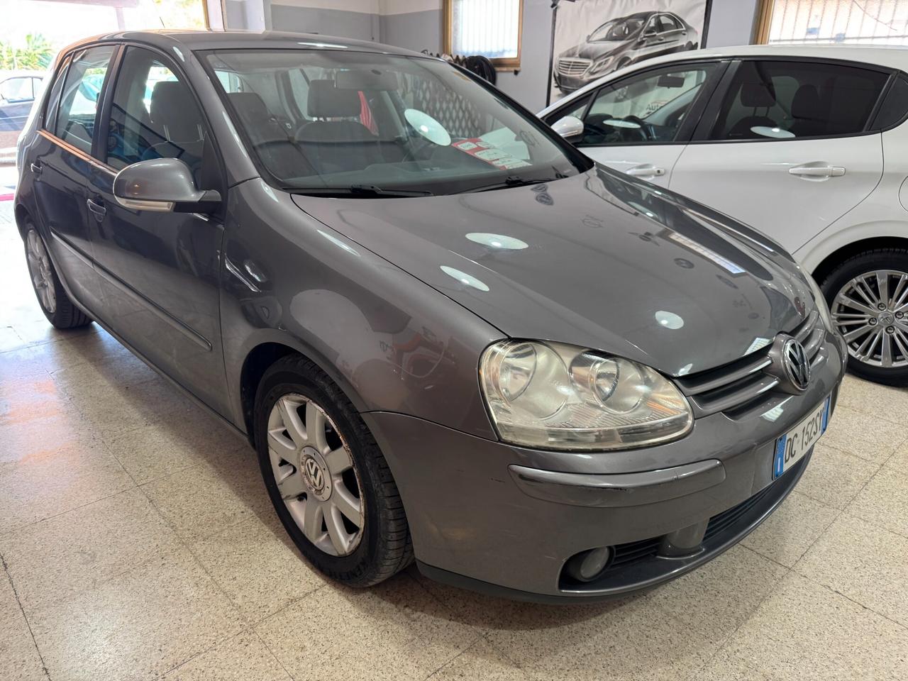 Volkswagen Golf 1.6 16V FSI 5p. Comfortline