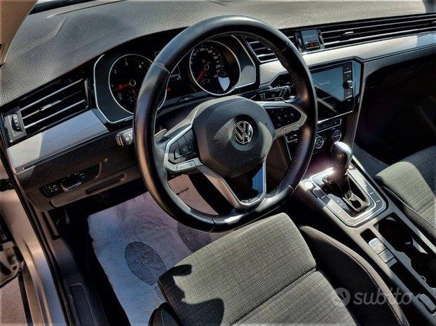 Volkswagen Passat VIII 2019 Variant 1.6 tdi Business 120cv dsg