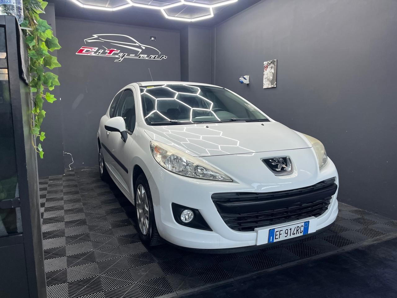 Vendo Peugeot 207 1.4 HDi 70 CV (2011) – Ottimo Stato