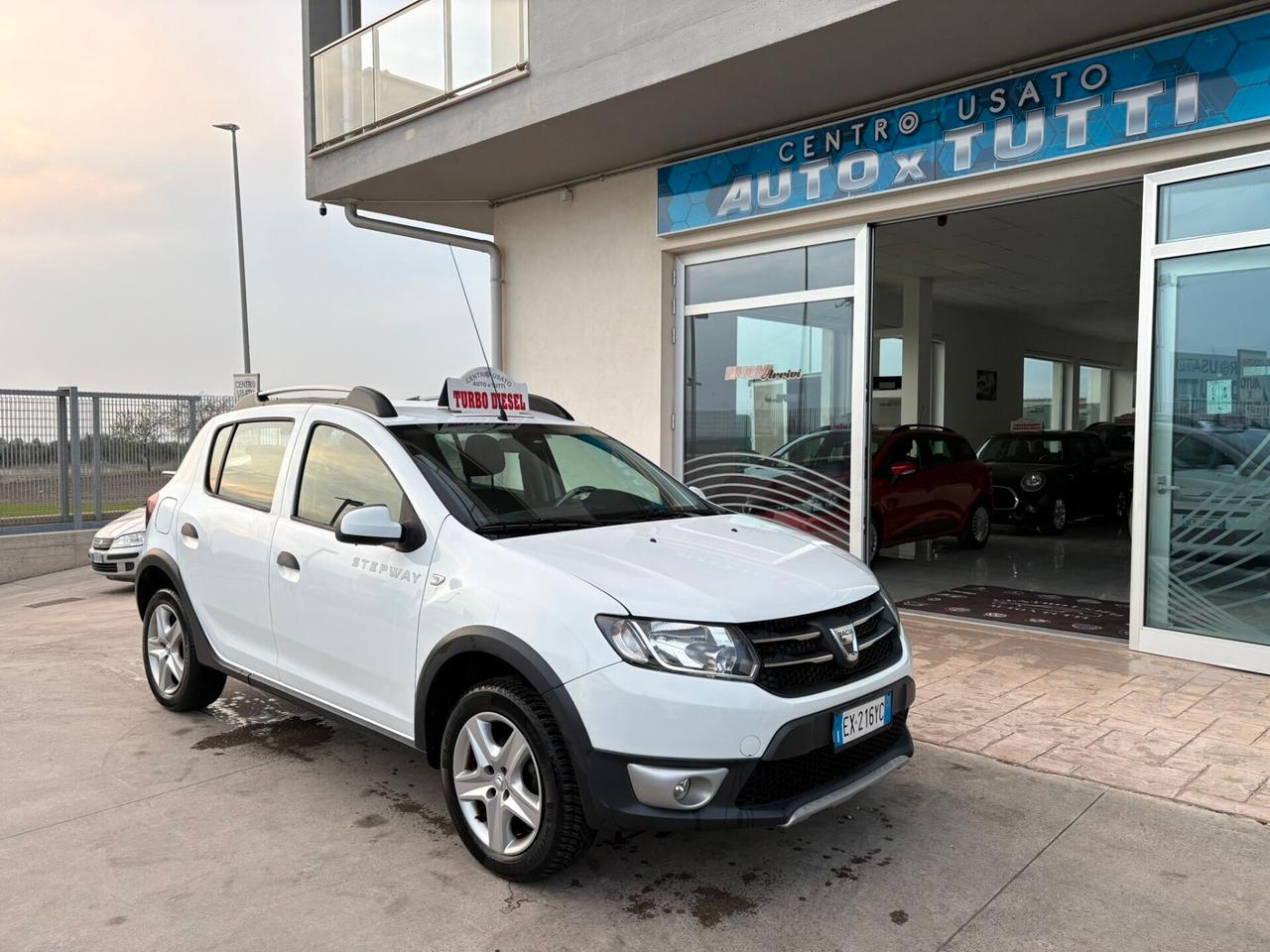 Dacia Sandero 1.5 dCi 8V 75CV Start&Stop Lauréate