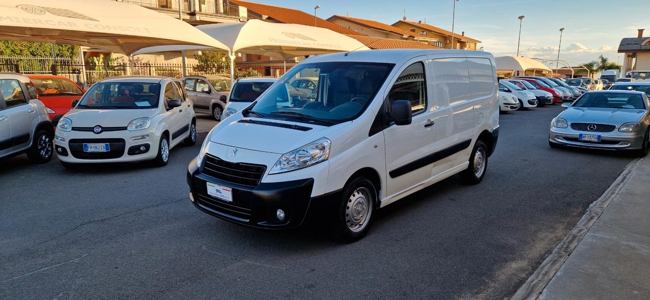 Peugeot Expert 2.0 HDi 128cv L1 H1