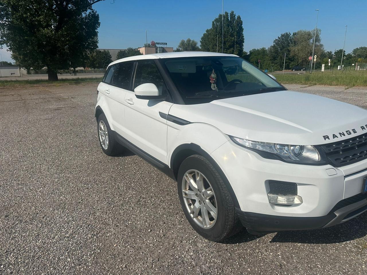 Land Rover Range Evoque 2.2 TD4 5p. Prestige