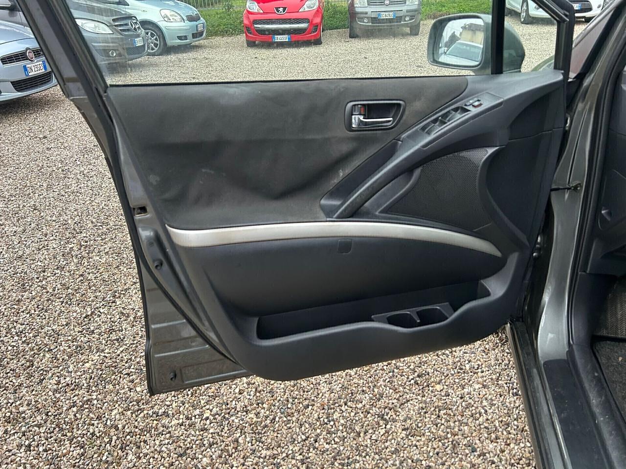 Toyota Corolla 2.0 16V D-4D 5 porte Sol