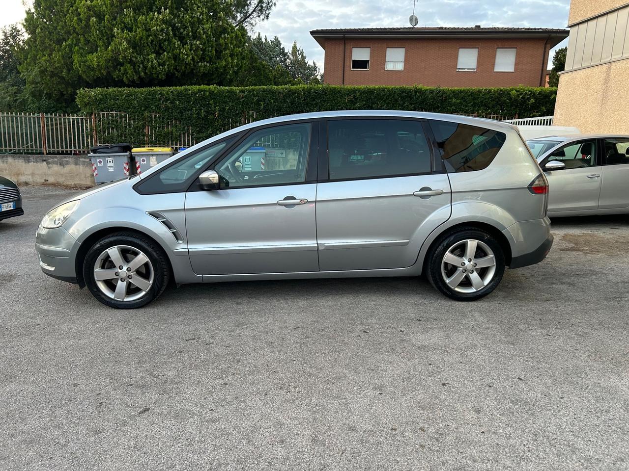 Ford S-Max 2.0 TDCi 140CV 5 Posti