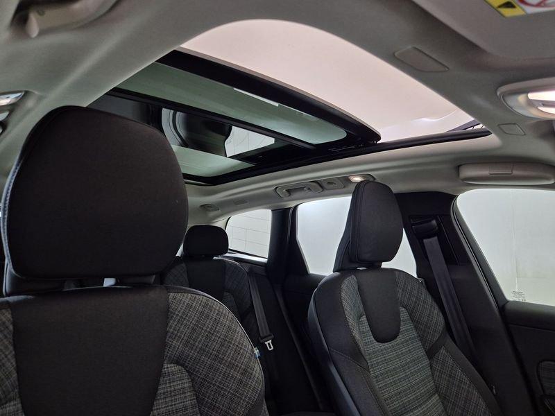 Volvo XC60 II 2022 2.0 t6 recharge phev obc 3,7kW Core awd auto