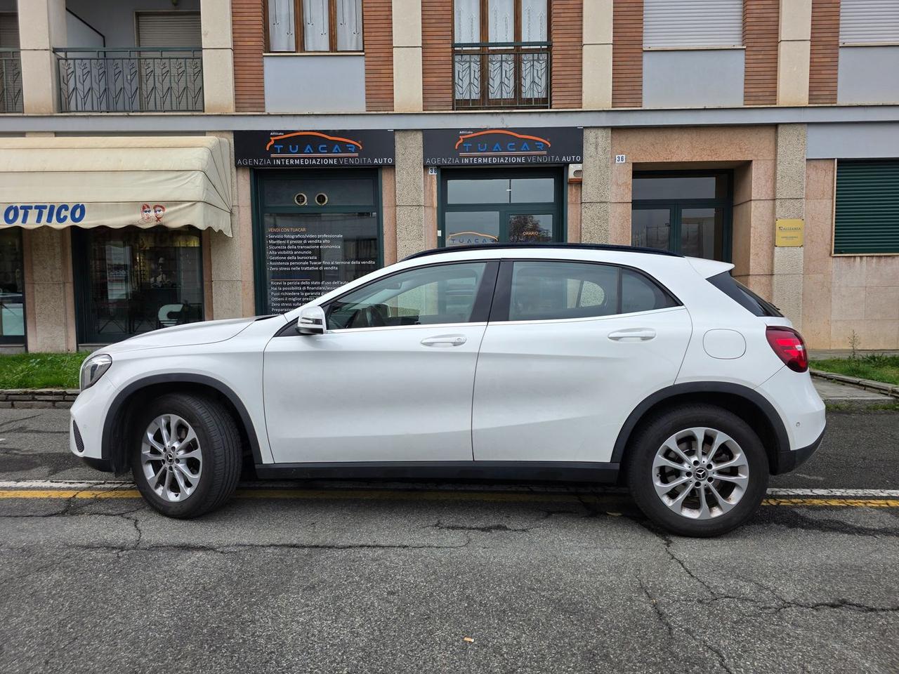 Mercedes-Benz GLA 200 GLA-Clas #7563