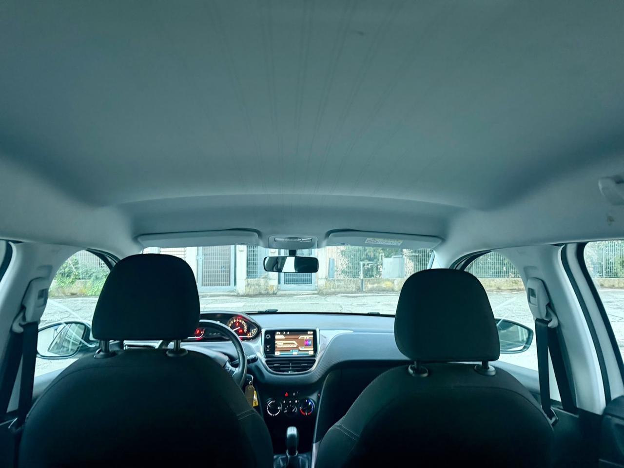 Peugeot 2008 1.6 e-HDi 2014 120.000km per neopatentati