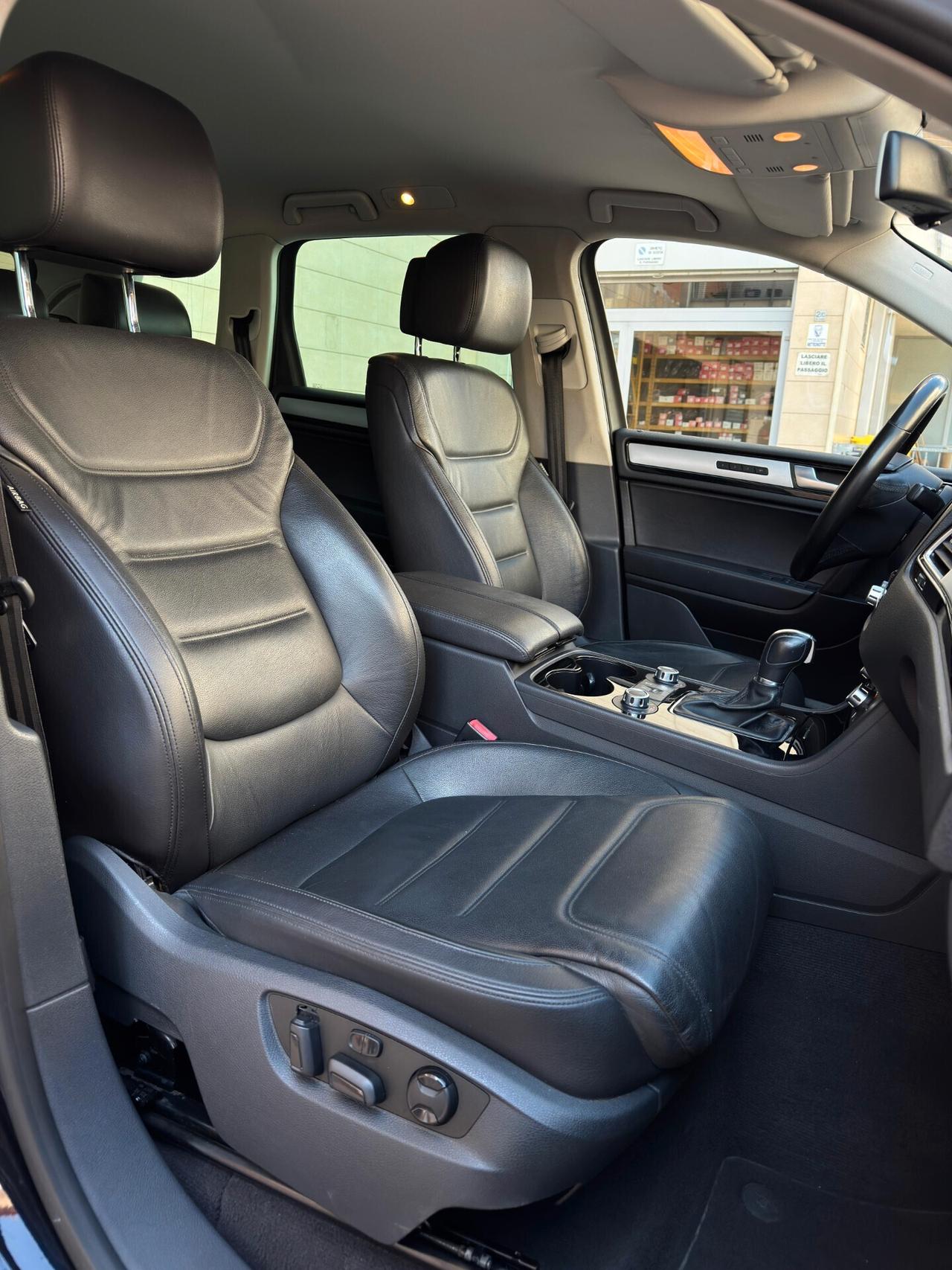 Volkswagen Touareg 3.0 TDI 245 cv tiptronic BlueMotion Technology Executive
