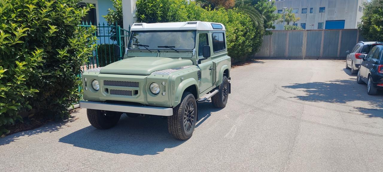 Land Rover Defender 90 2.5 300tdi