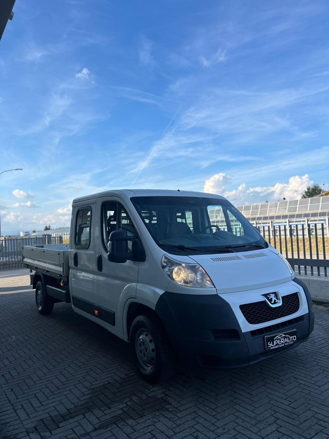 Peugeot Boxer 335 2.2 HDi/120CV PM-DC Cabinato