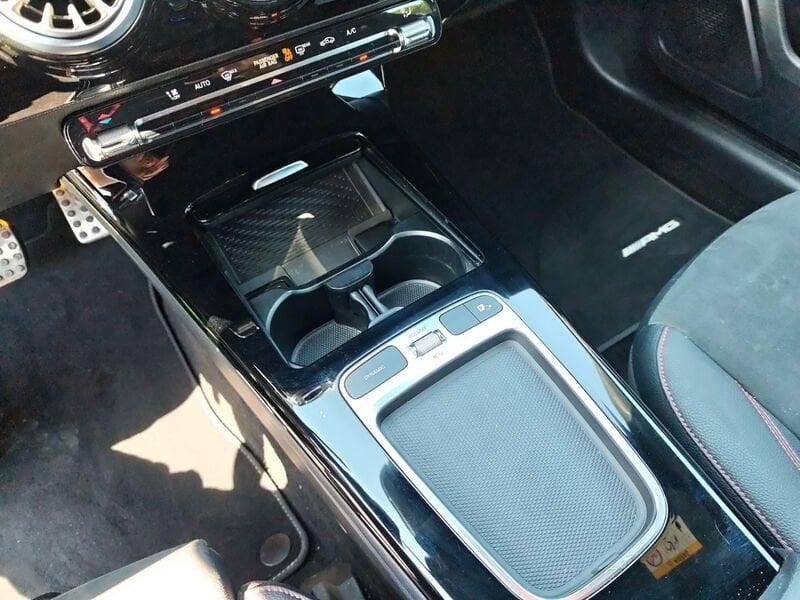 Mercedes-Benz Classe A A 180 d AMG Line Advanced Plus Digital Edition