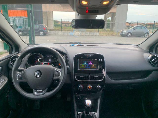 RENAULT Clio TCe 12V 75 CV 5 porte Moschino Intens