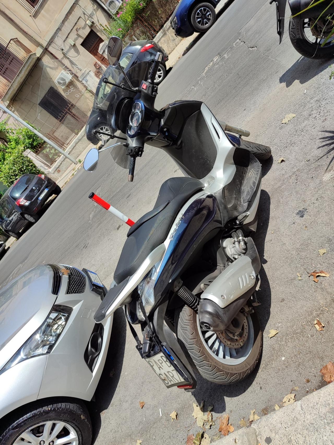 Piaggio Beverly