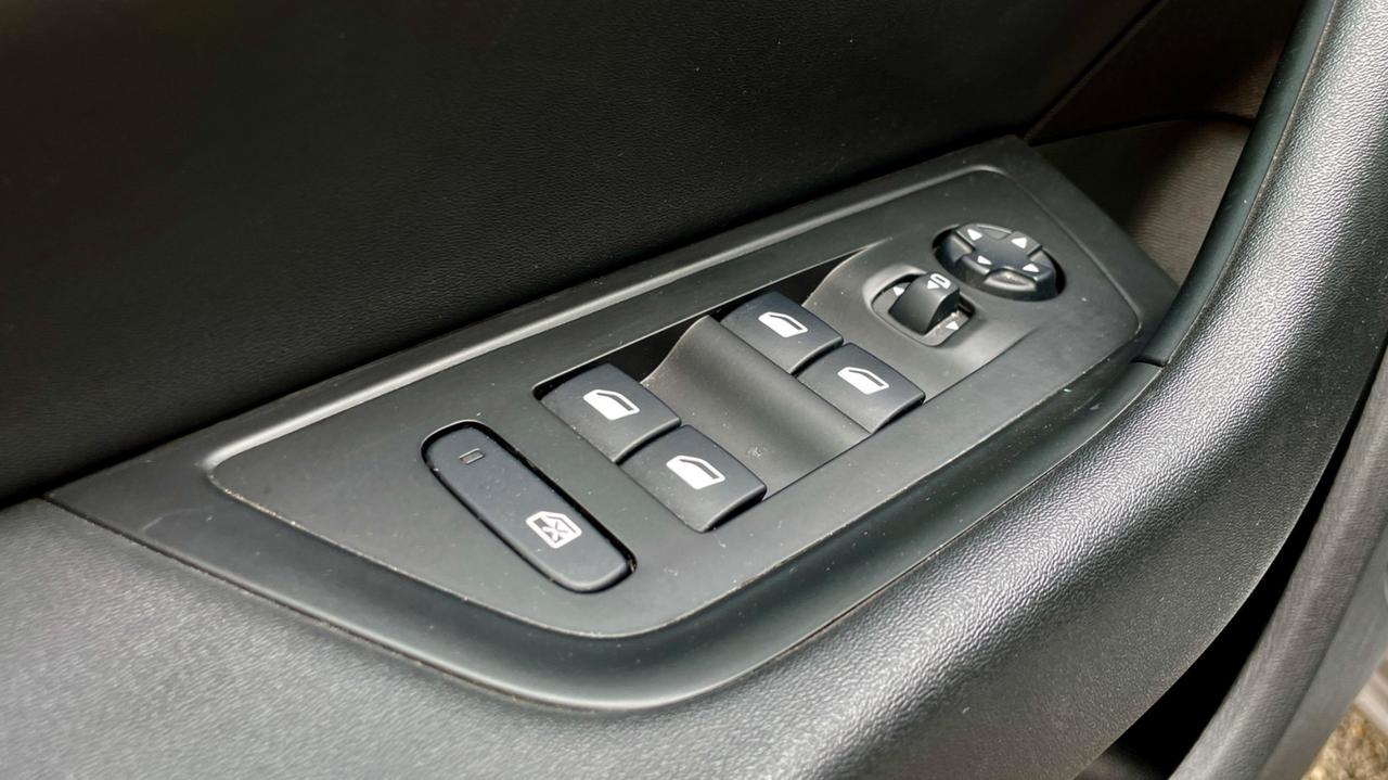 Peugeot 508 BlueHDi 130 Stop&Start EAT8 SW Allure Pack