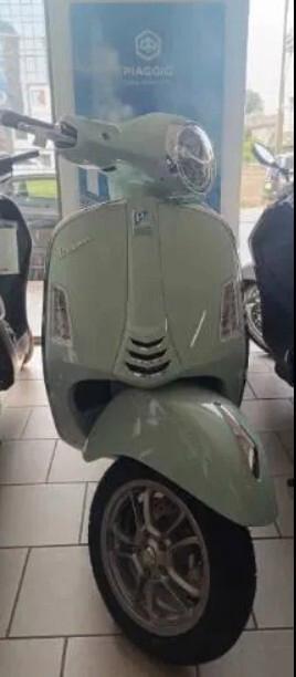 Piaggio Vespa 310 GTS hpe