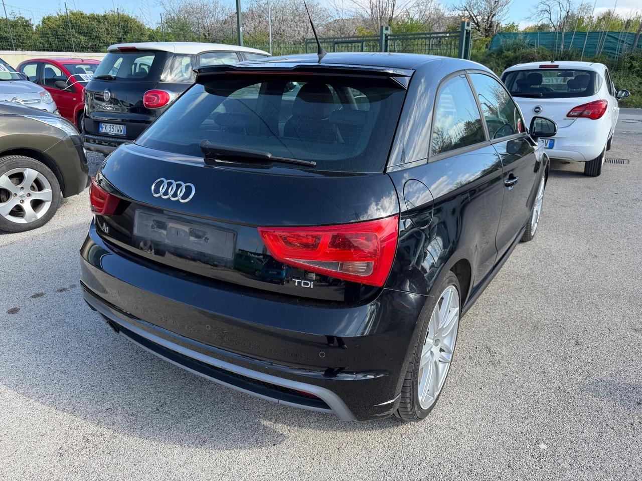 AUDI A1 1.6 DIESEL 2011