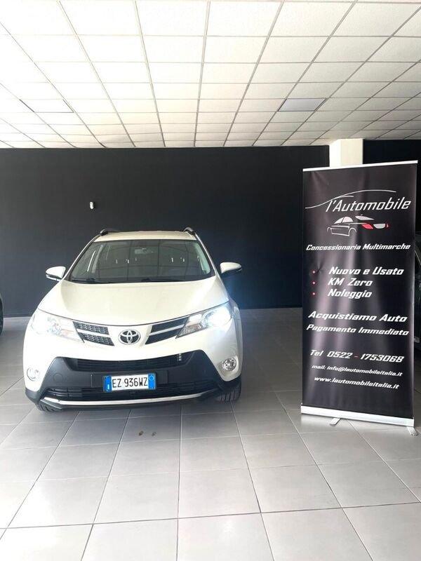 Toyota RAV4 RAV4 2.0 D-4D 4WD Style White Ed.