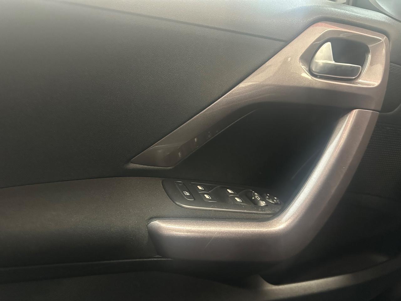 Peugeot 2008 PureTech 82 Allure
