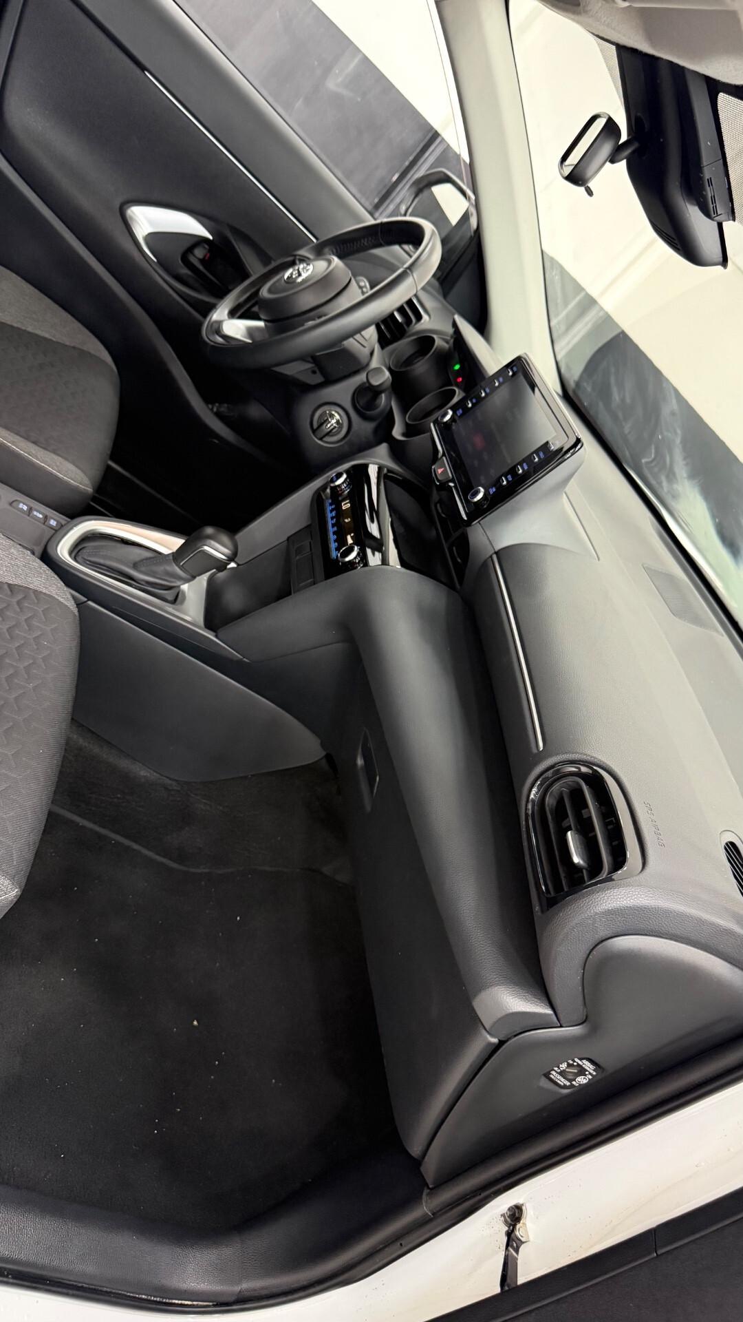 Toyota Yaris Cross 1.5 Hybrid 5p. E-CVT Business
