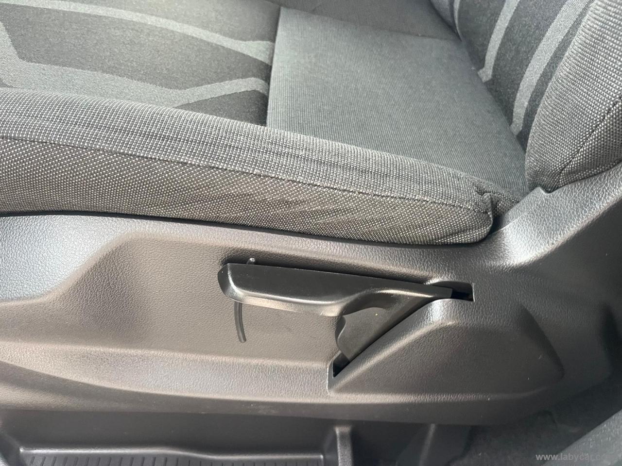 FORD Tourneo Connect 1.5 TDCi 120 CV Tit. 5P.TI AUTOVETTURA