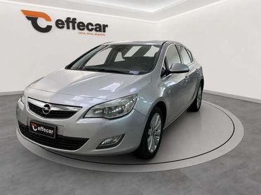 Opel Astra 1.6 16V VVT 5 porte Cosmo