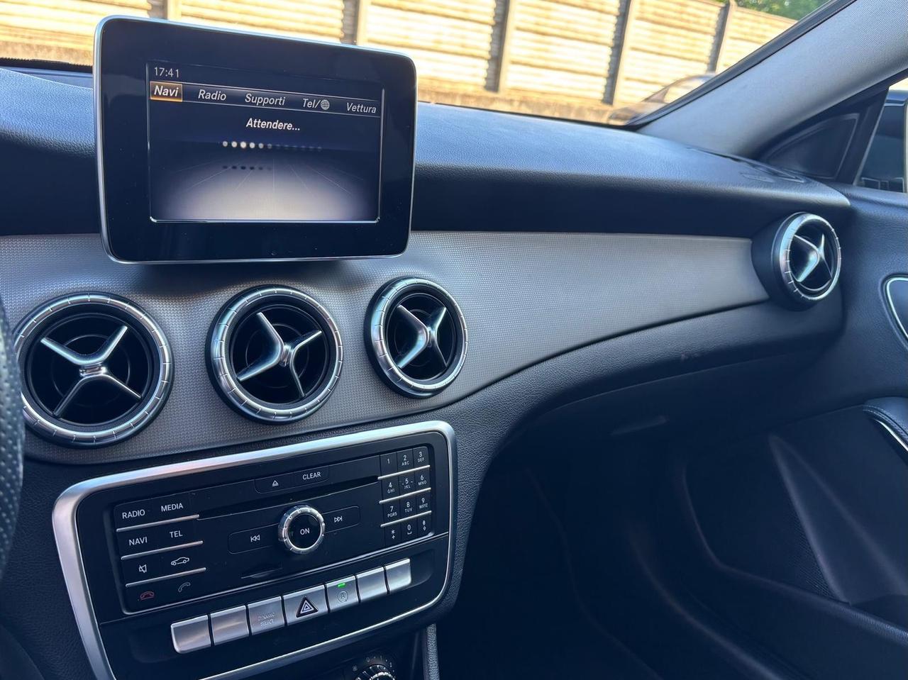 Mercedes-benz CLA 200 CLA 200 d Automatic Sport
