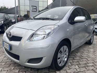 Toyota Yaris Yaris 5p 1.3 SOL NEOPATENTATI